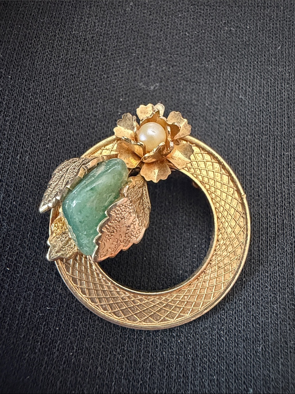 Vintage gold filled or plated brooch with green jade (?) gemstone